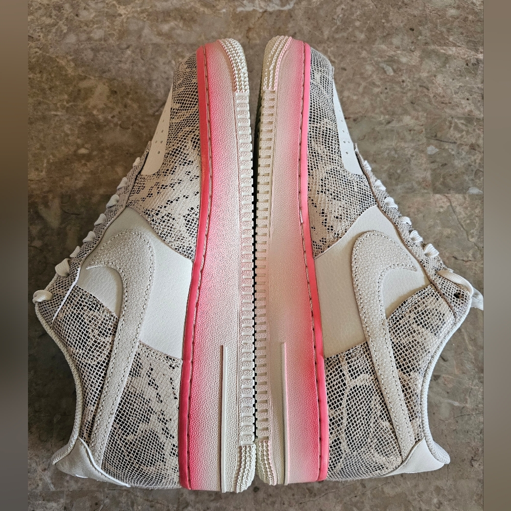 Nike air force 1 low our Force 1 snakeskin shoespink #DV1031-030 women size 10.5 - Picture 9 of 13